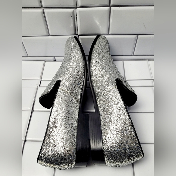 AMALI  Barnes Men’s Glitter Statement Loafer Oxford Shoe Size 10.5Color Silver main image 4
